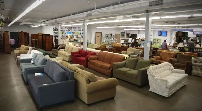 How to Sell Used Furniture Online in the USA and Get the Best Price